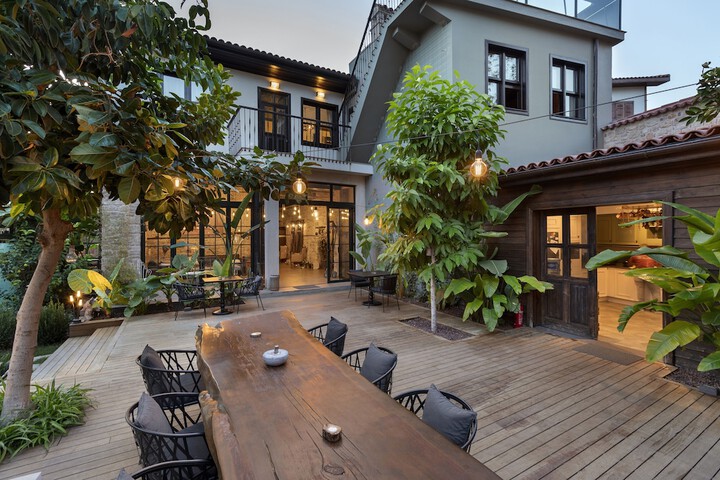 Terrace/Patio 85 of 201