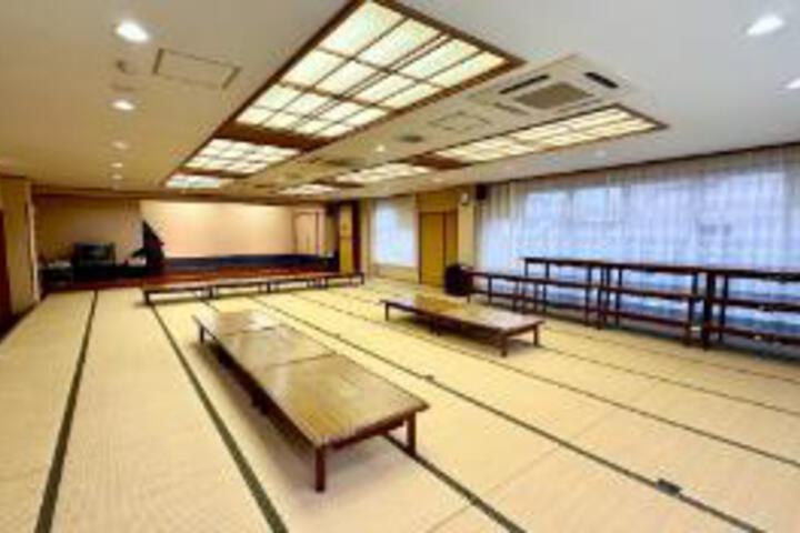 Ballroom/Hall 6 of 23