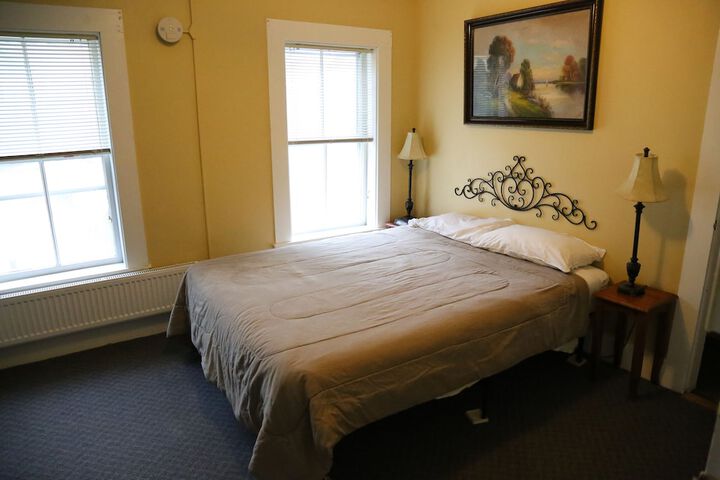 Room 71 of 165