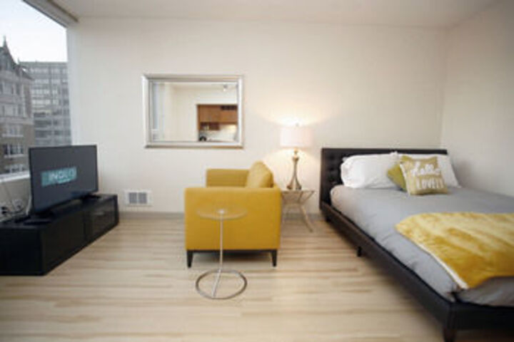 Room 12 of 30