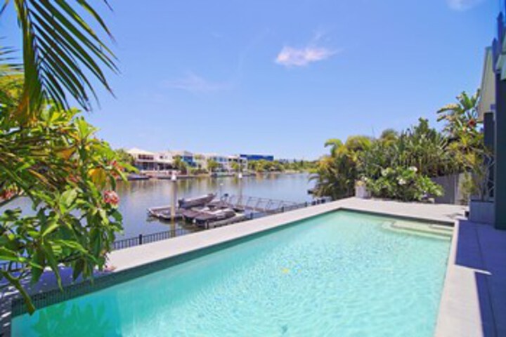 Terrace/Patio 22 of 23