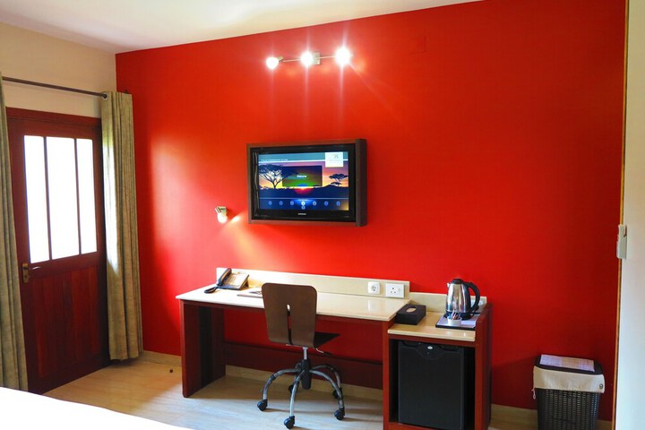 Room 8 of 49