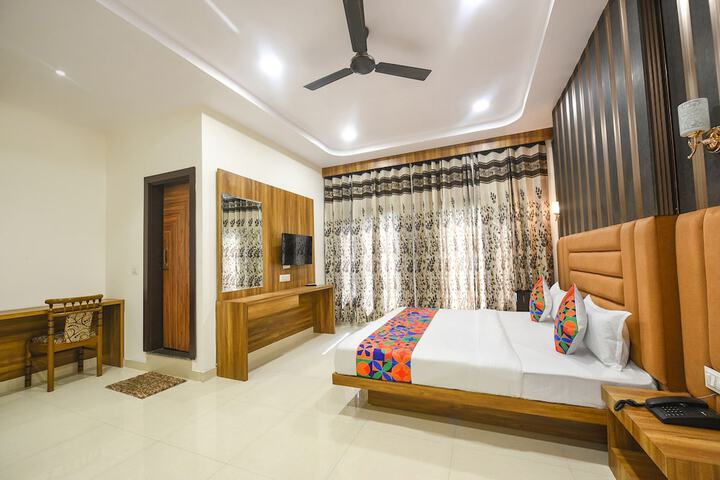 Room 18 of 31