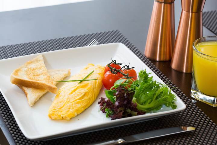 Breakfast/Coffee Service 89 of 129