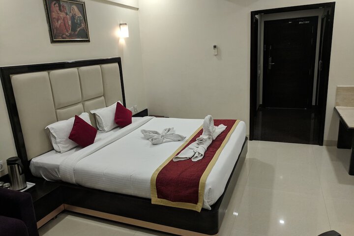 Room 26 of 84