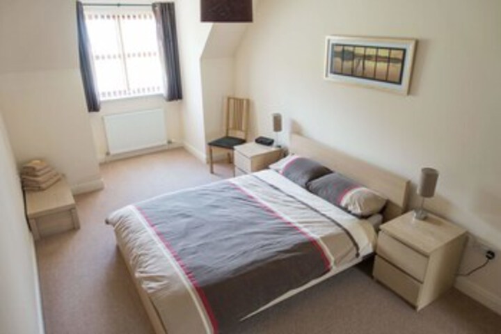 Room 10 of 10