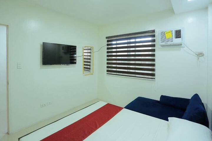 Room 5 of 19