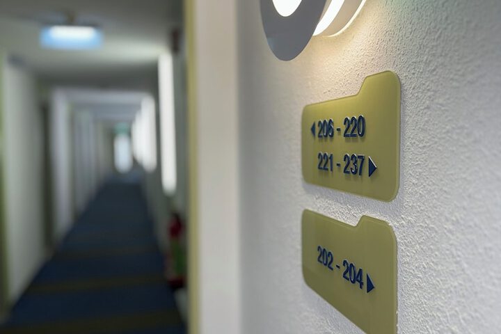Ballroom/Hall 10 of 13