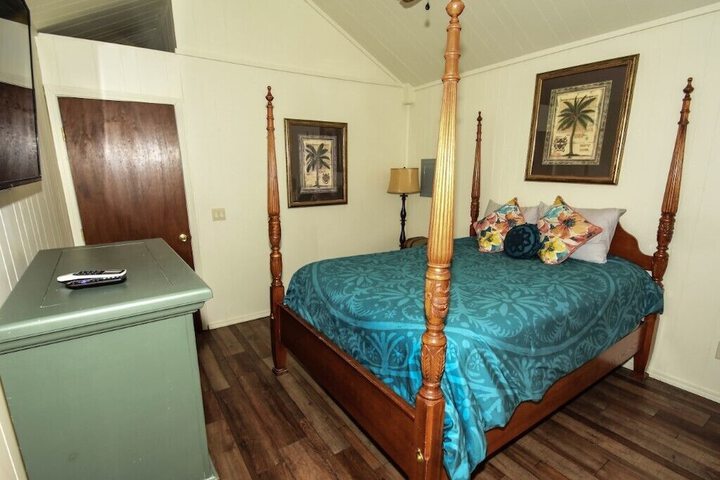 Room 10 of 917