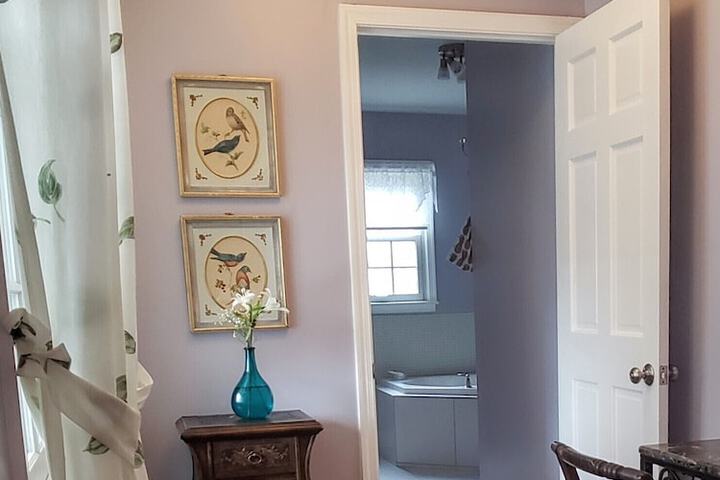 Room 8 of 35