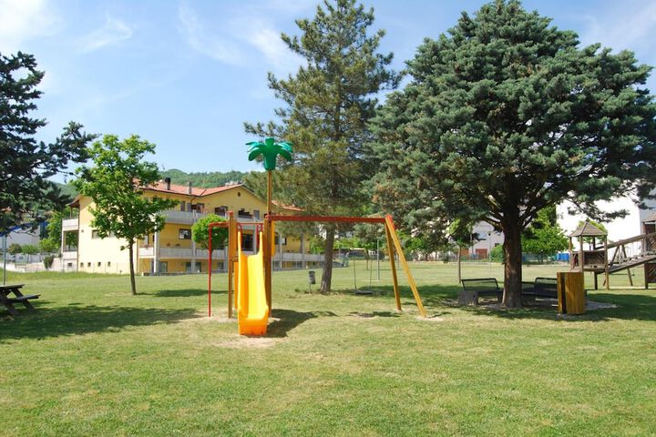 Childrens Activities 19 of 50