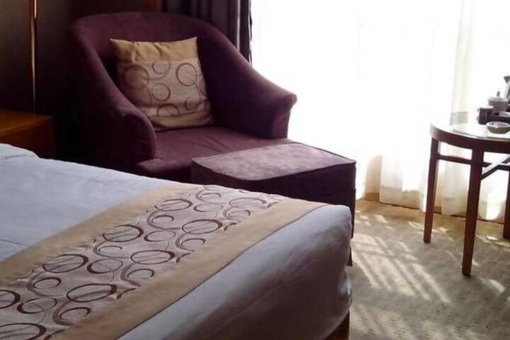 Room 60 of 75