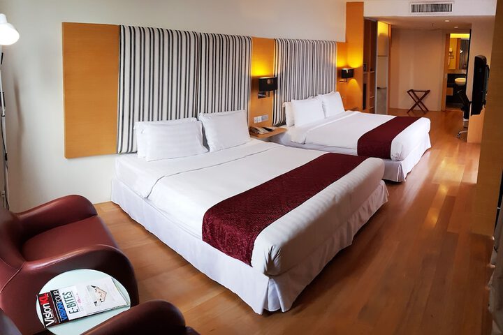 Room 27 of 55