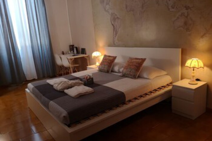 Room 64 of 82