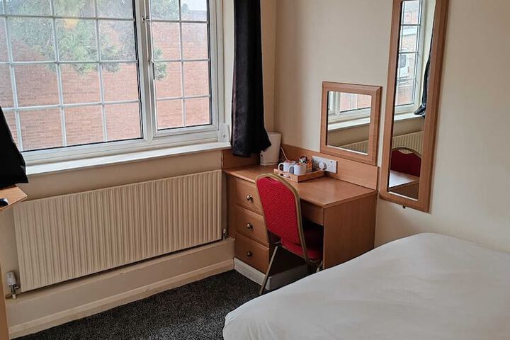 Room 6 of 57