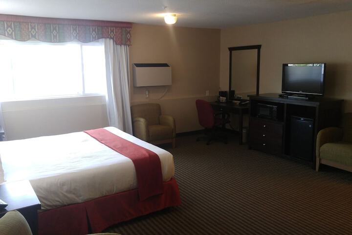 Room 6 of 32