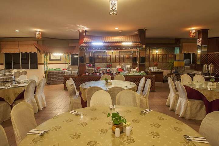 Dining Photos