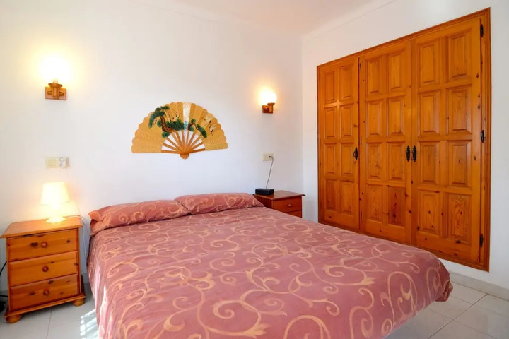 Room 6 of 20