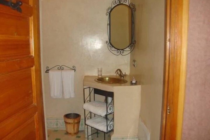 Clean Restrooms