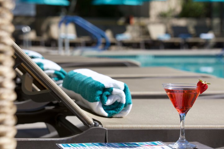 Poolside bar