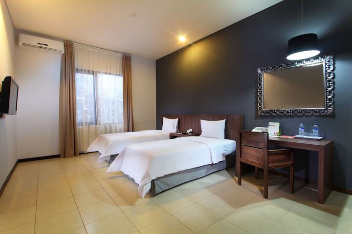 Room 6 of 21