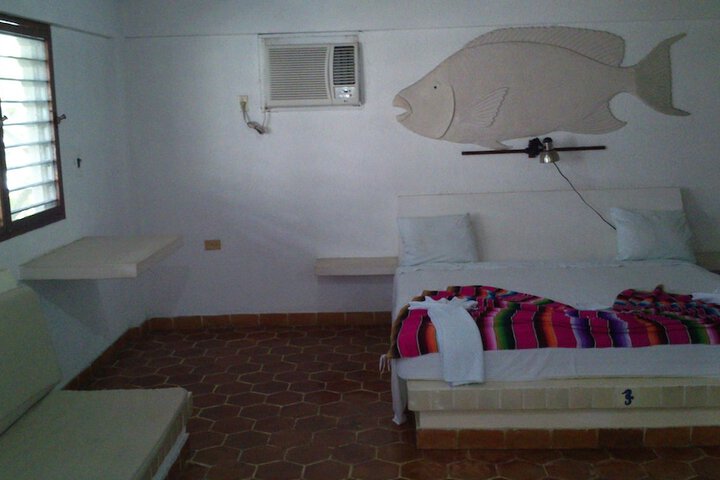 Room 6 of 64