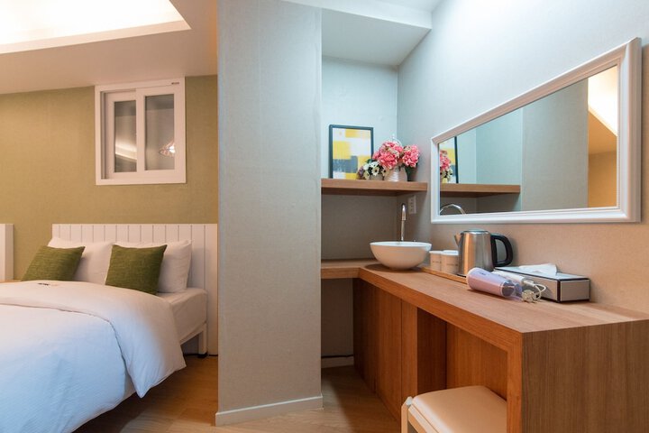 Room 28 of 88