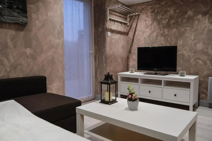 Room 4 of 21