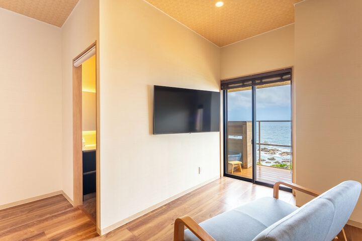 Room 19 of 60