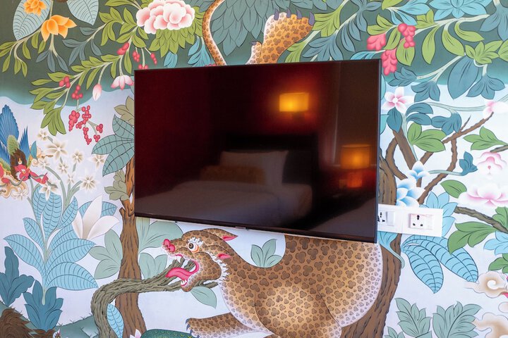 Room 59 of 198