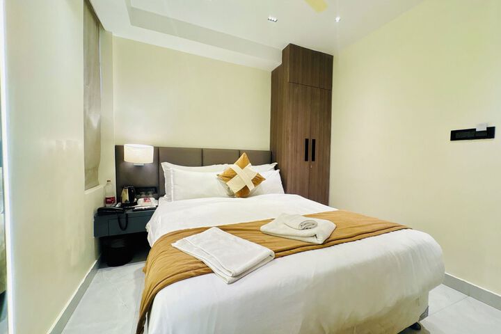 Room 48 of 55