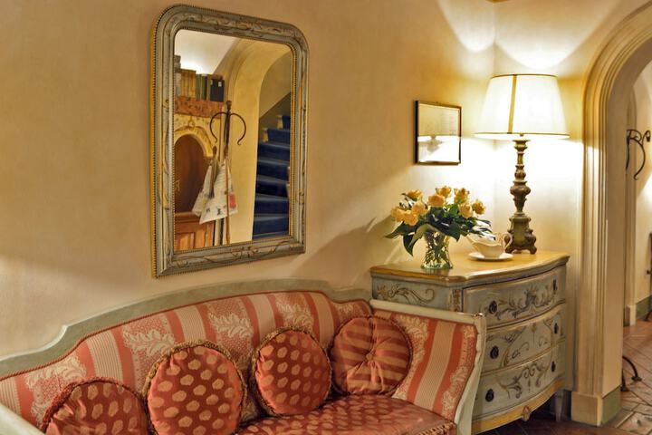 Hotel Interior 10 of 84