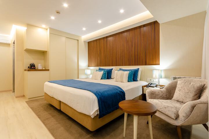 Room 45 of 108