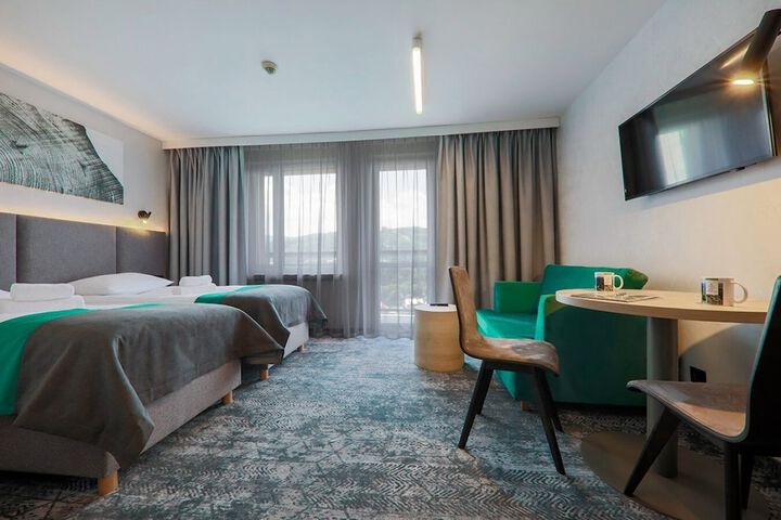 Room 9 of 31