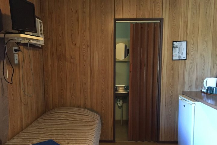 Room 21 of 80
