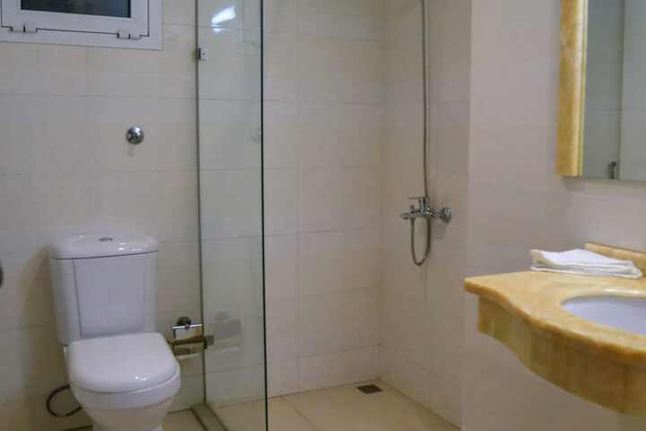 Room 45 of 61