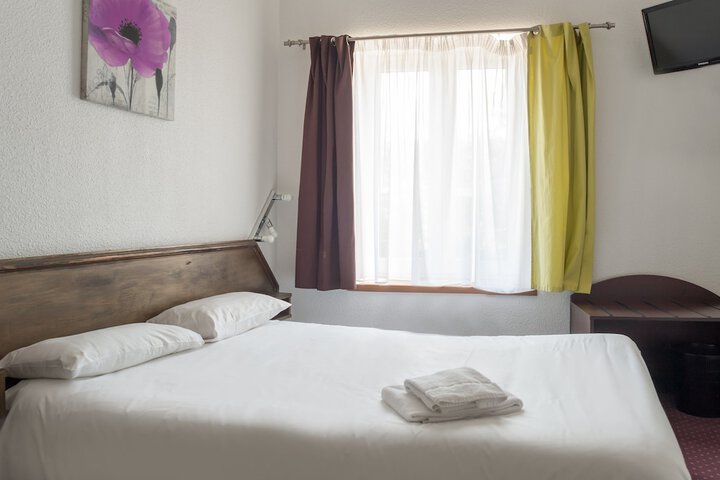 Room 7 of 29