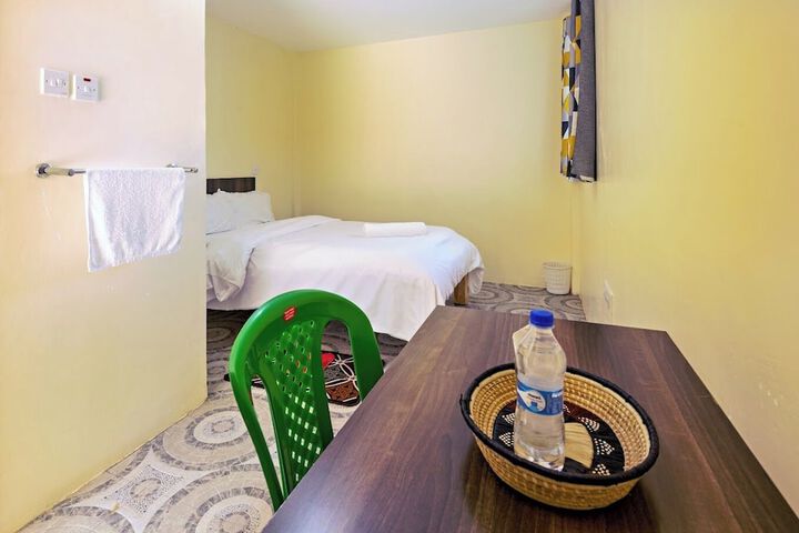 Room 17 of 35