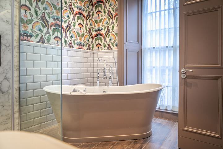 Bathroom Interior Photo