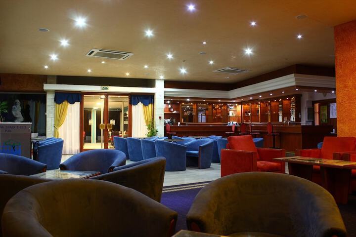Lobby Photos