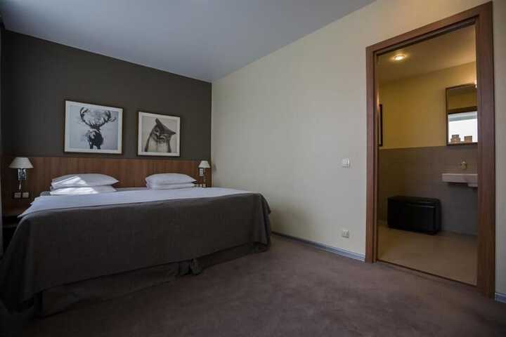 Room 21 of 86