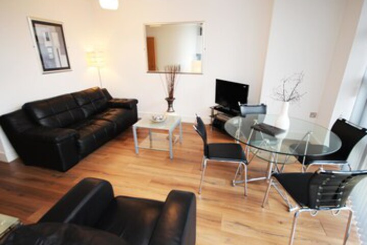 Room 14 of 141