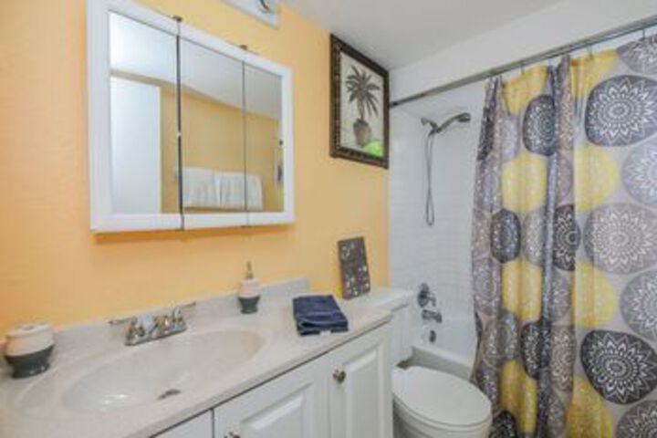 Room 2 of 15