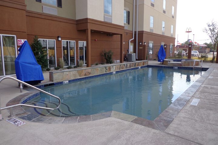 Pool Hotel