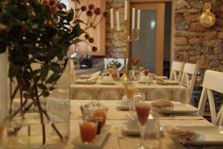 Breakfast/Coffee Service 40 of 67