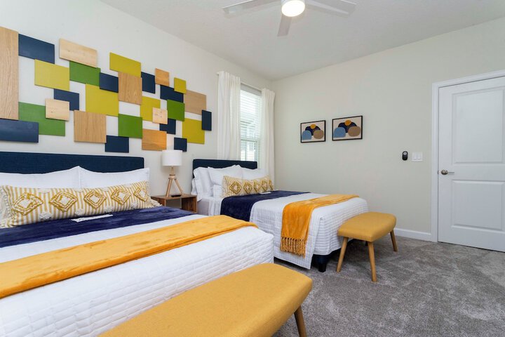 Room 54 of 144