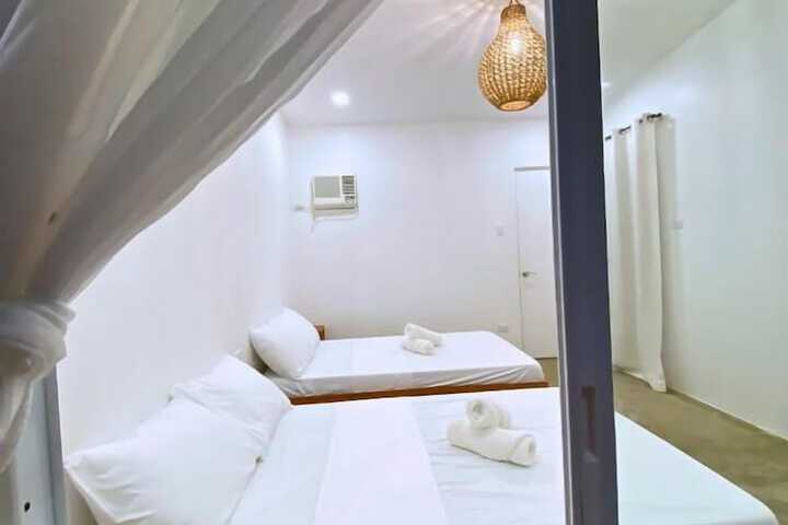Room 2 of 16