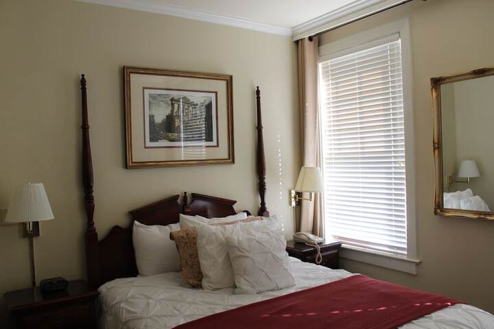 Room 35 of 56