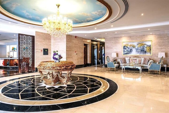 CRYSTAL PLAZA AL MAJAZ HOTEL