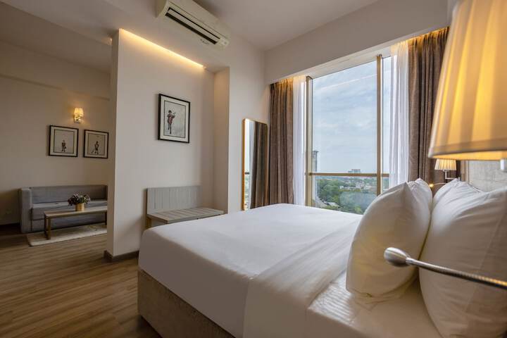 Room 27 of 67